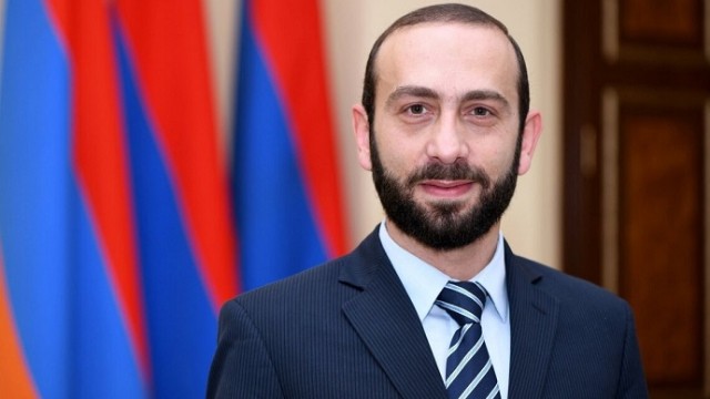 Mirzoyan da Nyu-Yorka getdi 